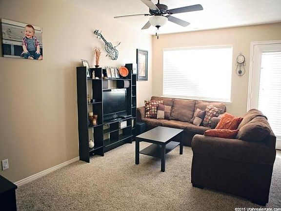 3rd image of 10524 S Sage Flats Way