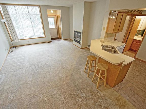 3rd image of 526 Lovell Ave APT 7