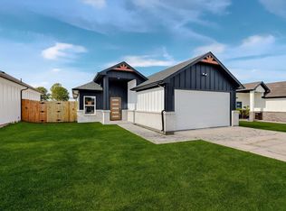 208 E Rusk St, Rice, TX 75155