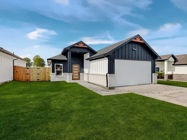 208 E Rusk St, Rice, TX 75155