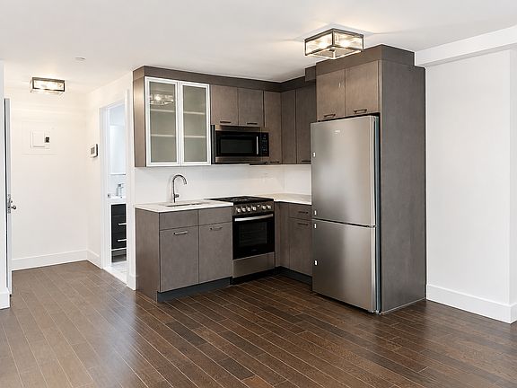 4th image of 805 Quincy St #1