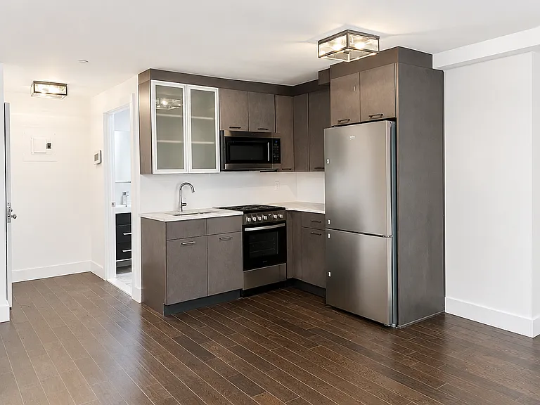 805 Quincy St #1 — Photo 4