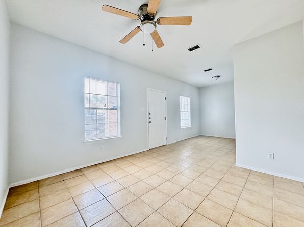 2006 Graham Ave APT 4, Mission, TX 78573