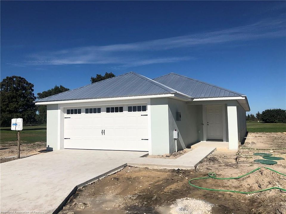 1st image of 6154 Oak Leafe Cir