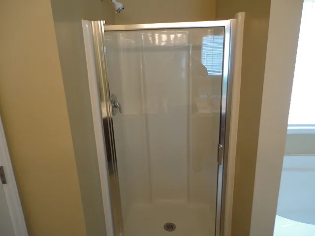 1010 Golden Crest Dr — Photo 15