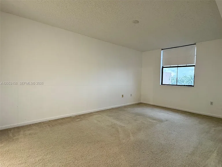1919 Van Buren St #506A — Photo 18