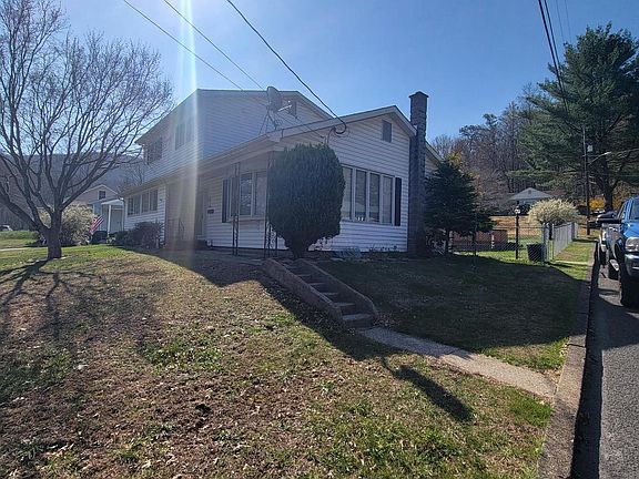 4th image of 600 Parkview Rd