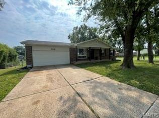 508 Hawthorne Dr, Pacific, MO 63069