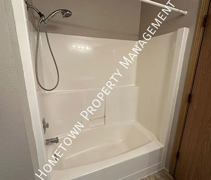 9614 Espirit Ct SE — Photo 12