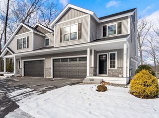 4 Alder Point #4, Westford, MA 01886