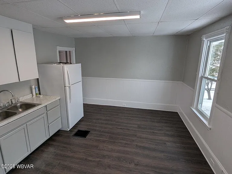 1612 Memorial Ave #2 — Photo 8