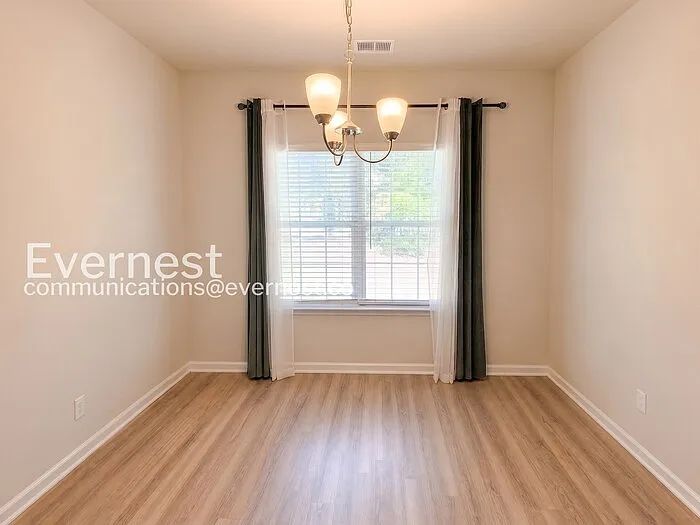 1538 Persimmon Trce — Photo 5