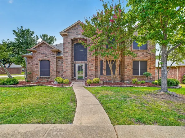 5002 Petersburg Dr, Rowlett, TX 75088