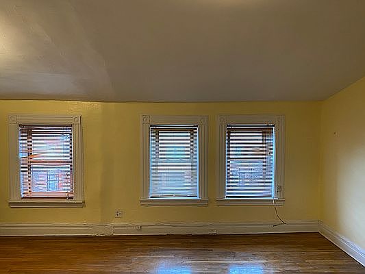1st image of 531 Hancock St APT 3