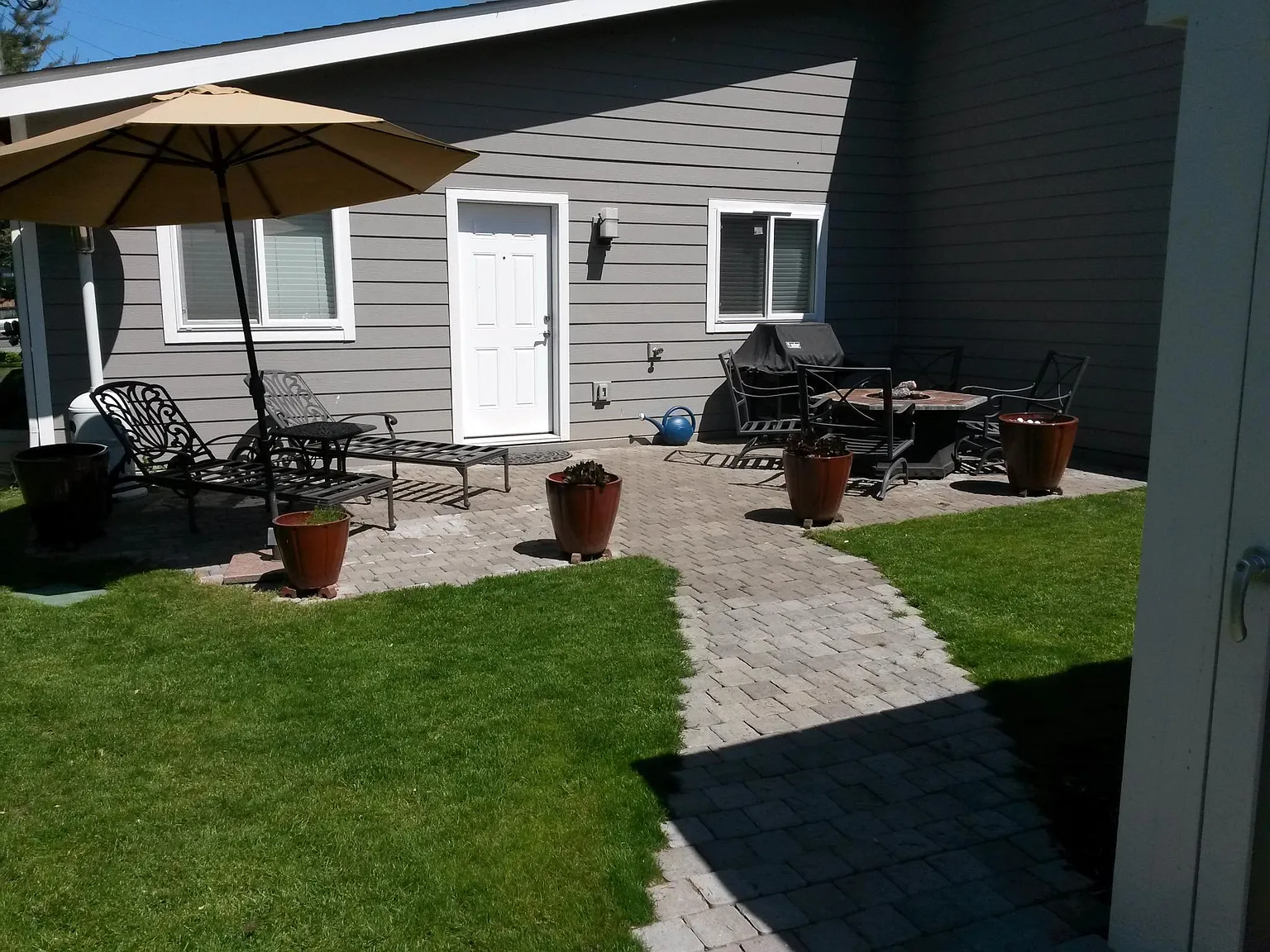 3 bed, 1400 sqft, $4,000 — Photo 3