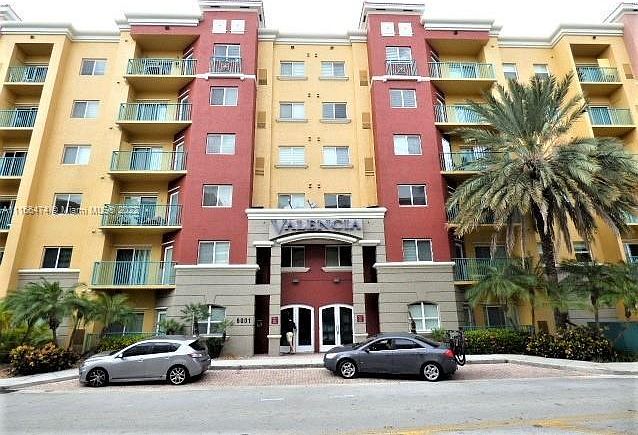 1st image of 6001 SW 70th St APT 520