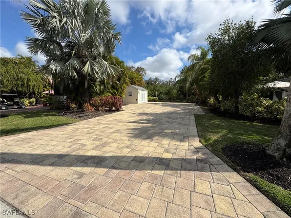 221-3045 Belle Of Myers Rd, Labelle, FL 33935