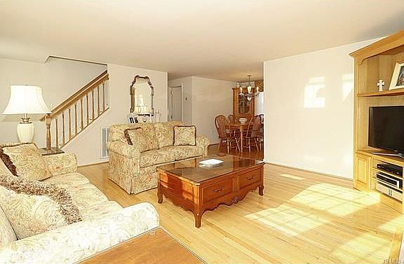 light & bright living room