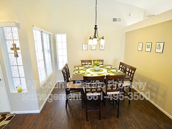 5th image of 43221 32nd St E