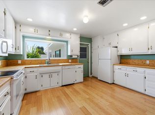 9750 Valencia Dr, Desert Hot Springs, CA 92240