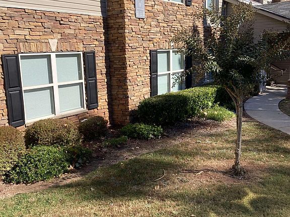 2nd image of 1102 Fairington Club Dr