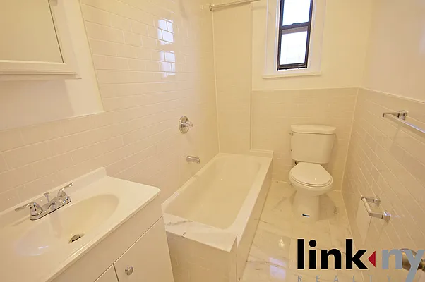 Rented by Link NY Realty | media 13