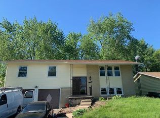 3651 School Dr, Country Club Hills, IL
