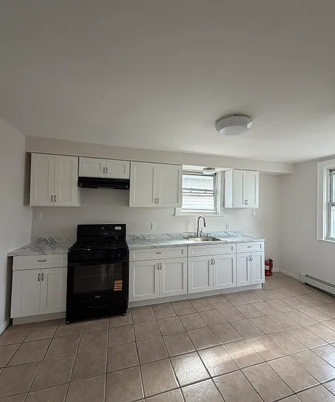 221 S 7th St #2 — Photo 18