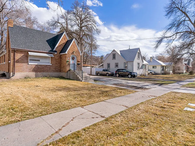 654 N 100 E #1 — Photo 21
