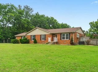 623 Lovell Dr, Mount Juliet, TN 37122