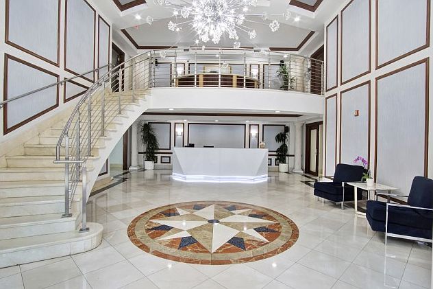 Lobby & Seating Area