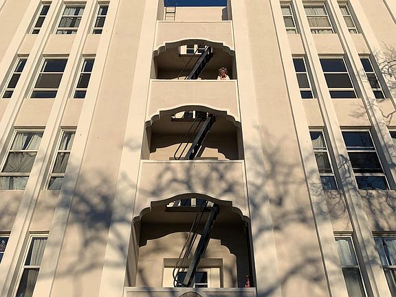 2nd image of 152 S Sycamore Ave APT 201