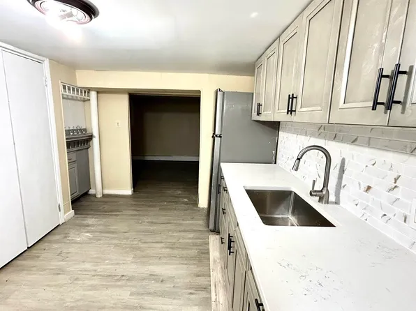 19 Oakdale Road image 27 of 33