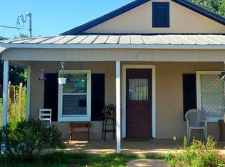 315 W Navarro St, Llano, TX 78643