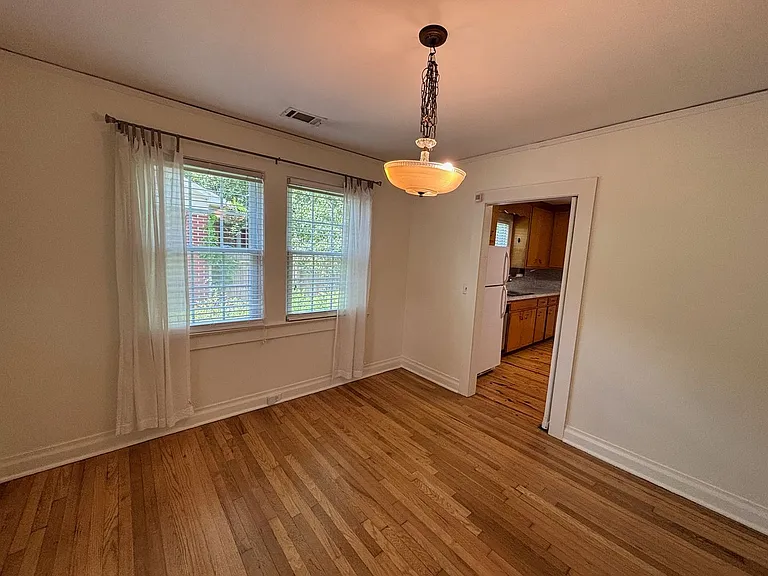 915 Brandon Ave — Photo 16