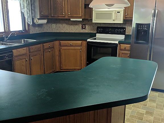 Plenty of cupboard space 