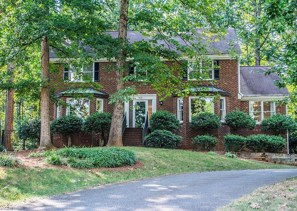 2nd image of 968 Bryansplace Rd