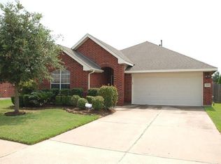 2705 Hewn Rock Way, Pearland, TX 77584