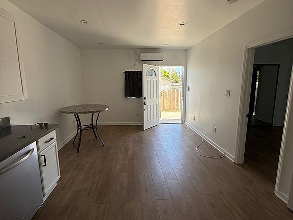 5th image of 22802 Marlin Pl