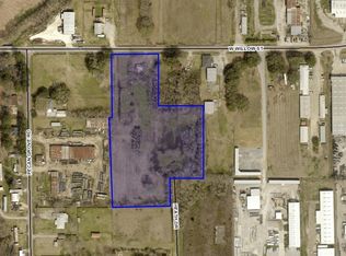 2305 W Willow St, Scott, LA 70583