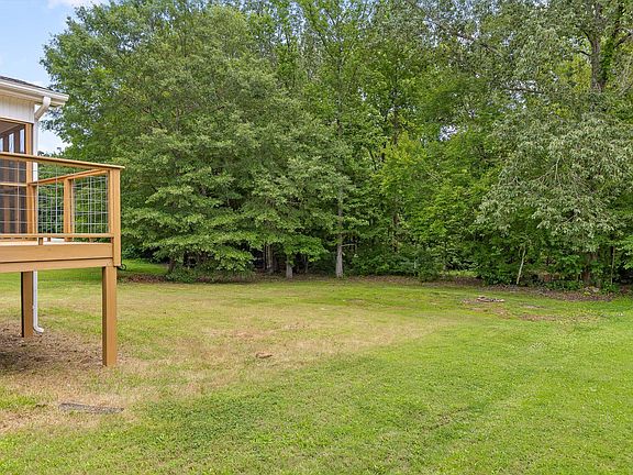 5th image of 368 Big Creek Ln