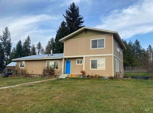 5594 Highway 8, Deary, ID 83823