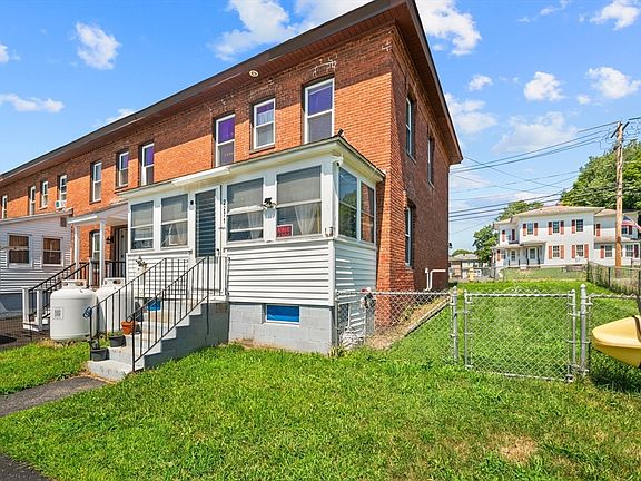 4th image of 2271 Main St