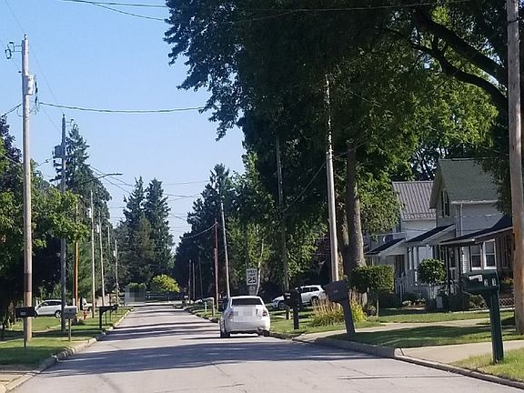 4th image of 222 Liberty St
