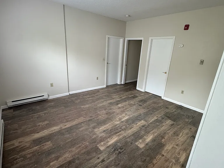 90 Pleasant St #1 — Photo 9