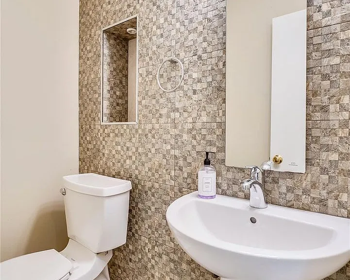 11200 Powder Horn Dr — Photo 67