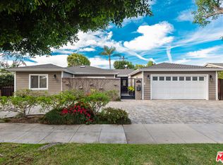 3309 Club Dr, Los Angeles, CA 90064