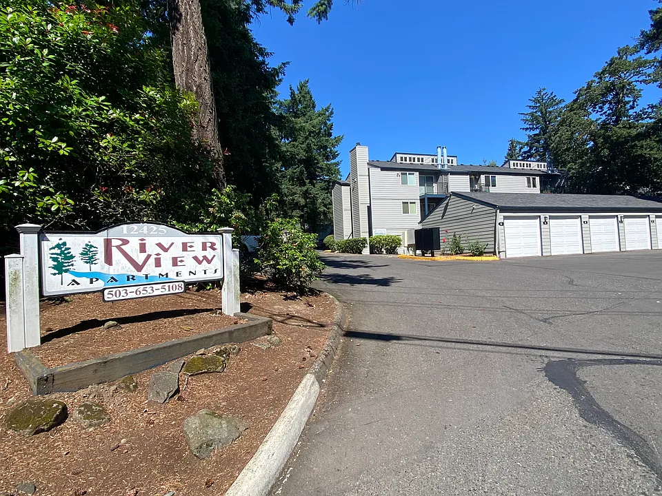 Riverview Apartments