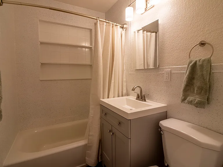 1570 S Raritan St — Photo 14