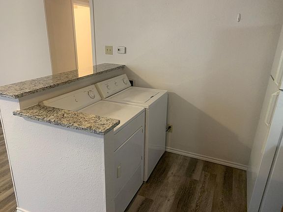 5th image of 340-340 Pearl St